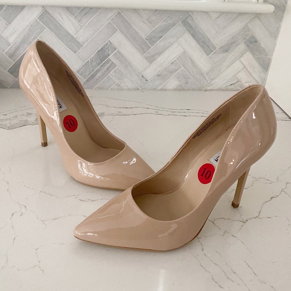 ☃️SALE NWOT Steve Madden Klory Pump Patent